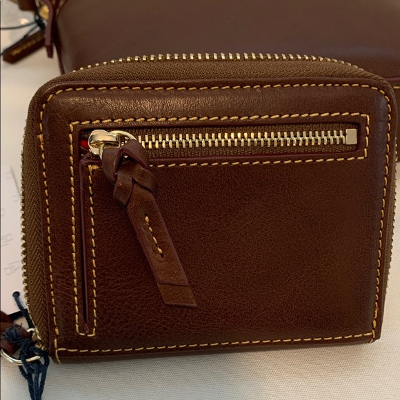 NWT - Dooney & Bourke Rich Chestnut Brown Florentine Leather Bag and Wallet - Picture 8 of 8